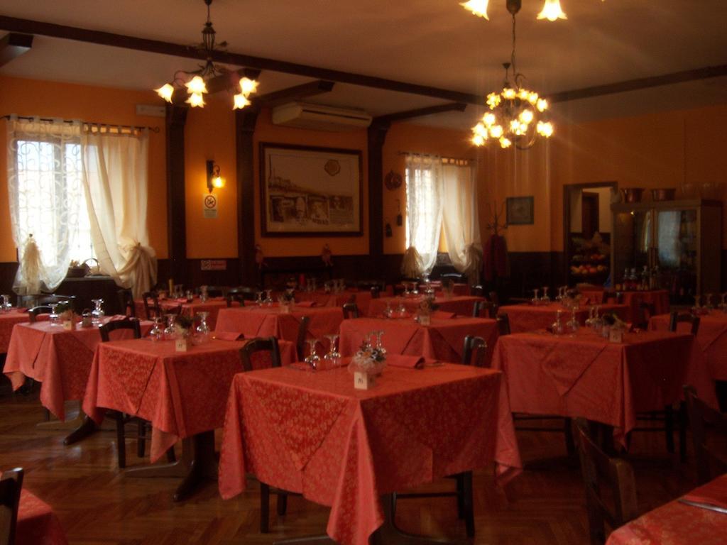 Nuovo Hotel Tripoli Settimo Vittone Dış mekan fotoğraf