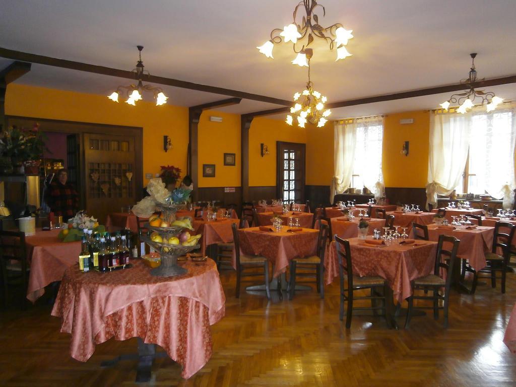 Nuovo Hotel Tripoli Settimo Vittone Dış mekan fotoğraf