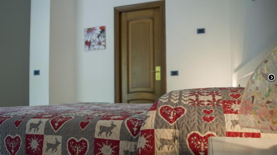 Nuovo Hotel Tripoli Settimo Vittone Oda fotoğraf