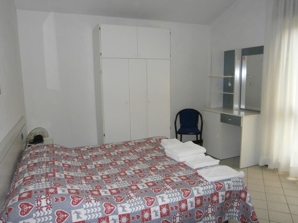 Nuovo Hotel Tripoli Settimo Vittone Oda fotoğraf