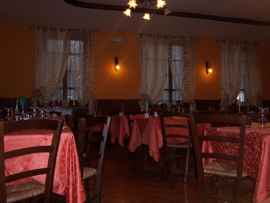 Nuovo Hotel Tripoli Settimo Vittone Dış mekan fotoğraf